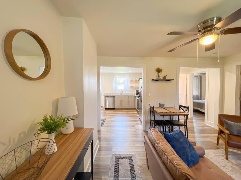 2Br Cedar Lane Road Retreat At Swamp Rabbit Trail! Leilighet Greenville Eksteriør bilde